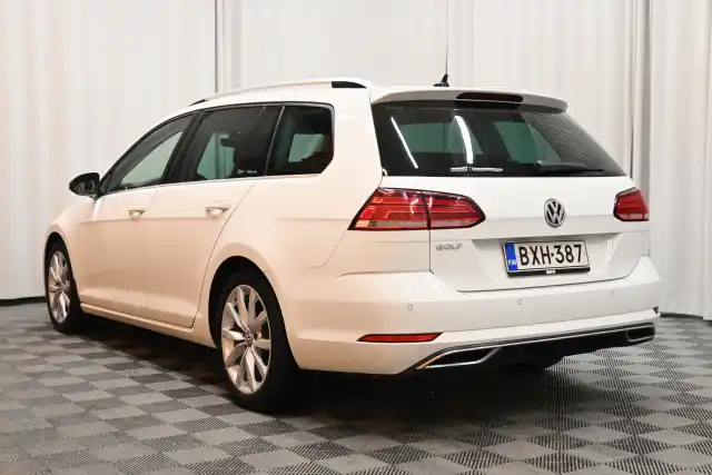 Valkoinen Farmari, Volkswagen Golf – BXH-387