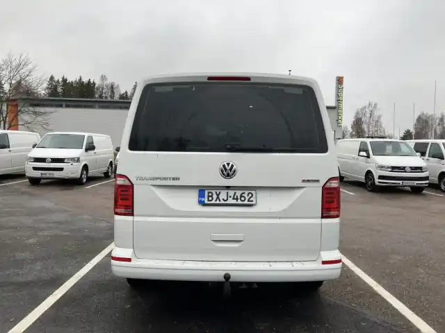 Valkoinen Pakettiauto, Volkswagen Transporter – BXJ-462