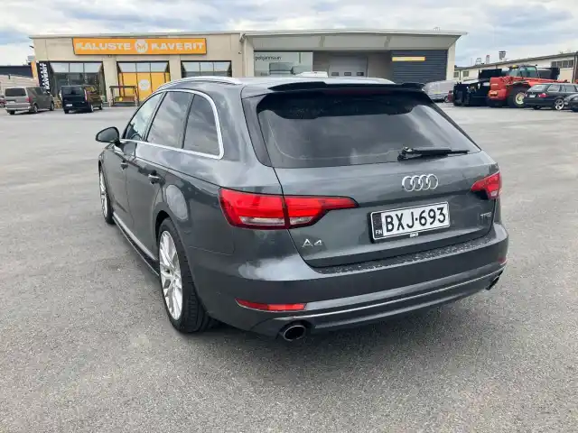 Harmaa Farmari, Audi A4 – BXJ-693