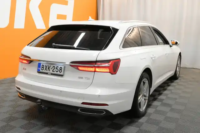 Valkoinen Farmari, Audi A6 – BXK-258