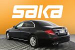 Musta Sedan, Mercedes-Benz E – BXK-402, kuva 5