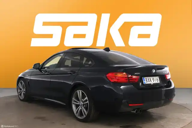 Musta Sedan, BMW 430 – BXK-916