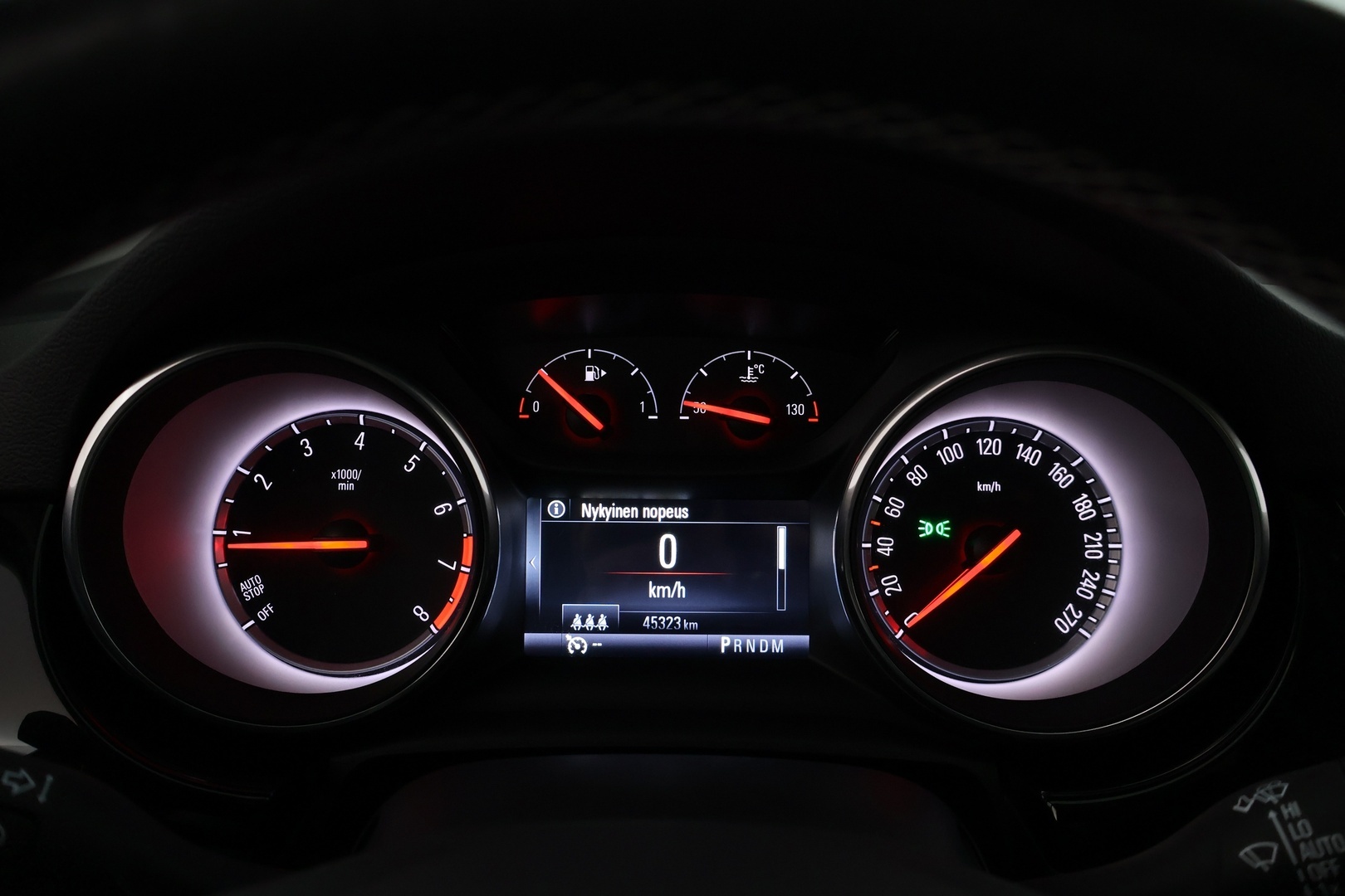 Musta Viistoperä, Opel Astra – BXL-376