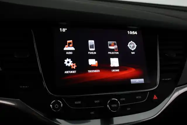 Musta Viistoperä, Opel Astra – BXL-376