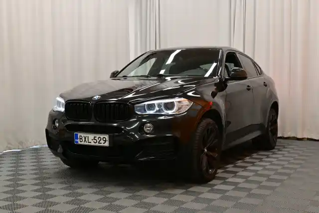 Musta Maastoauto, BMW X6 – BXL-529