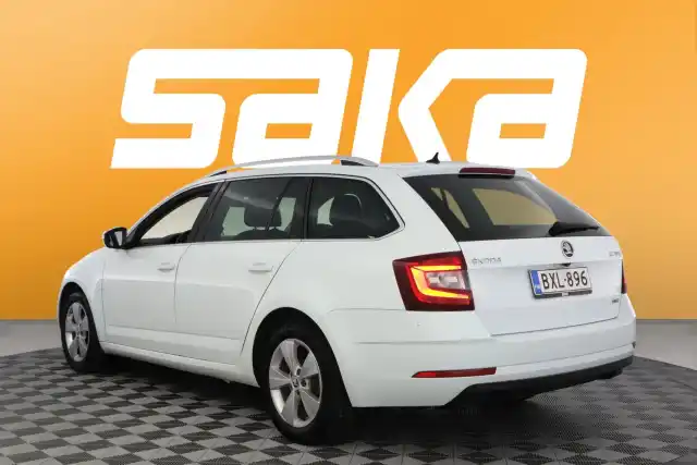 Valkoinen Farmari, Skoda Octavia – BXL-896