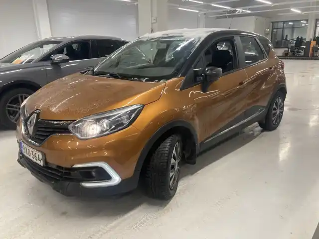 Oranssi Viistoperä, Renault Captur – BXO-364