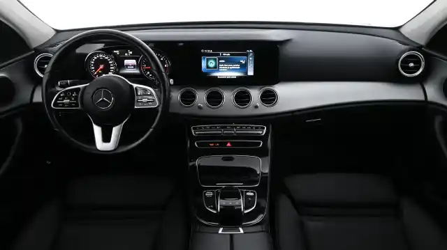 Musta Sedan, Mercedes-Benz E – BXP-668