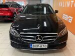 Musta Sedan, Mercedes-Benz E – BXP-670, kuva 3