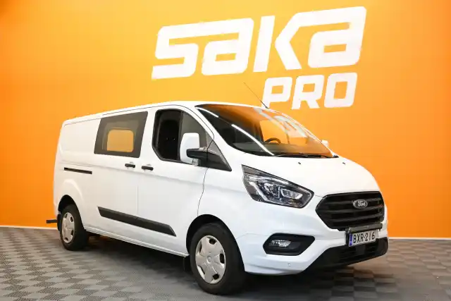 Valkoinen Pakettiauto, Ford Transit Custom – BXR-216