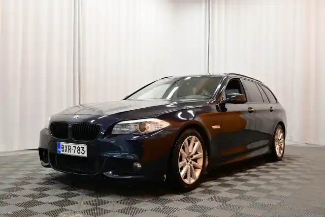 Musta Farmari, BMW 530 – BXR-783