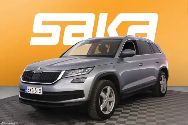 Harmaa Maastoauto, Skoda Kodiaq – BXS-312