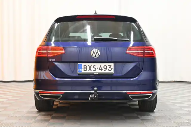 Sininen Farmari, Volkswagen Passat – BXS-493