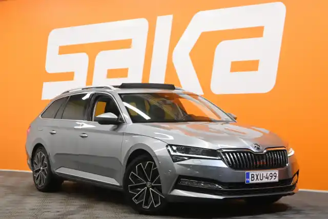 Harmaa Farmari, Skoda Superb – BXU-499