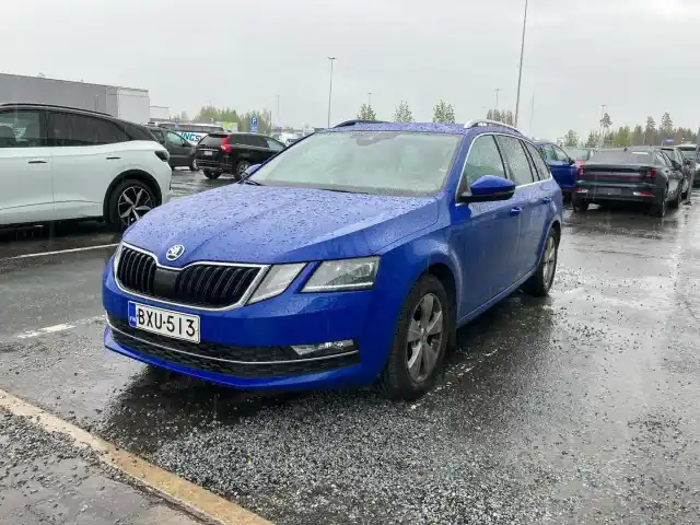 Sininen Farmari, Skoda Octavia – BXU-513