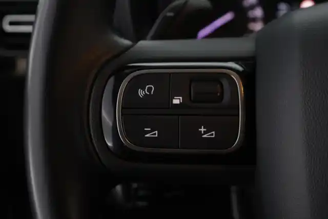 Ruskea Tila-auto, Citroen Berlingo – BXU-582