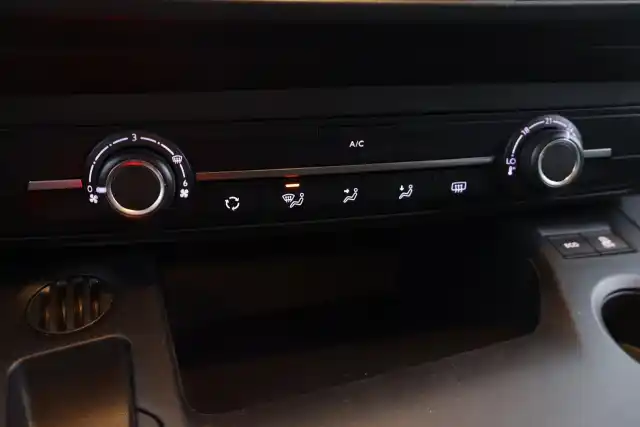 Ruskea Tila-auto, Citroen Berlingo – BXU-582