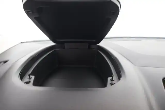 Ruskea Tila-auto, Citroen Berlingo – BXU-582