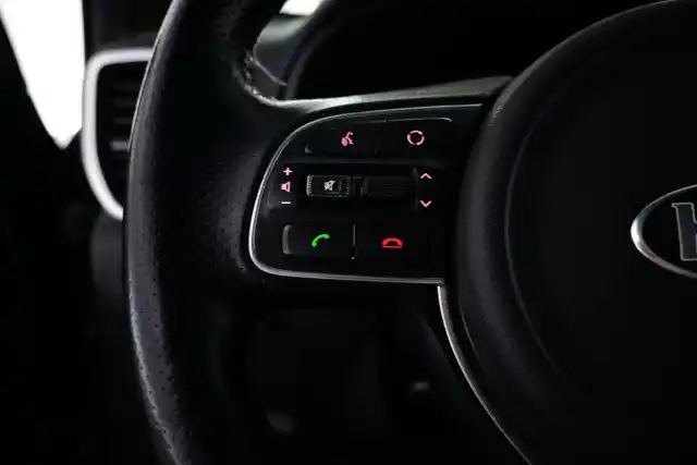 Harmaa Maastoauto, Kia Sportage – BXU-731
