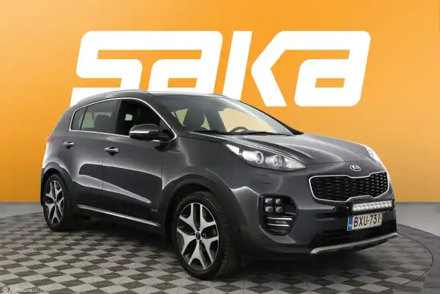 Harmaa Maastoauto, Kia Sportage – BXU-731