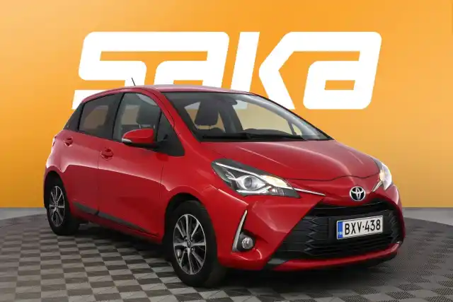 Punainen Viistoperä, Toyota Yaris – BXV-438