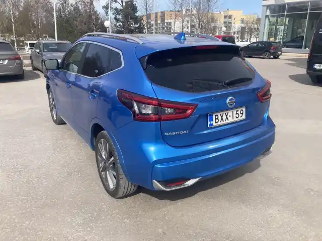 Sininen Maastoauto, Nissan Qashqai – BXX-159