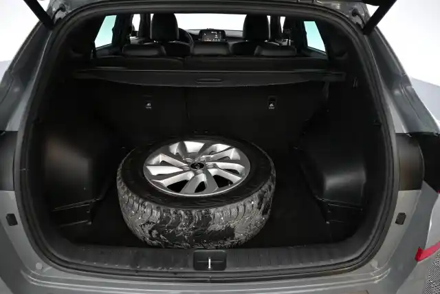 Harmaa Maastoauto, Hyundai Tucson – BXX-399