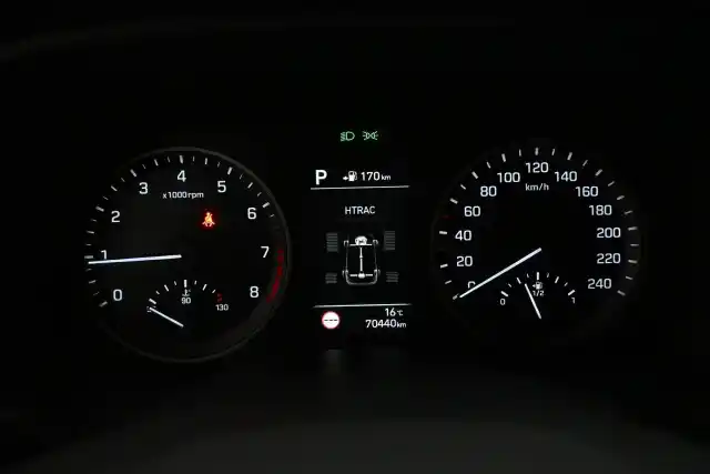 Harmaa Maastoauto, Hyundai Tucson – BXX-399