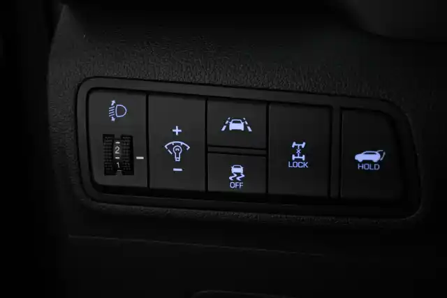 Harmaa Maastoauto, Hyundai Tucson – BXX-399
