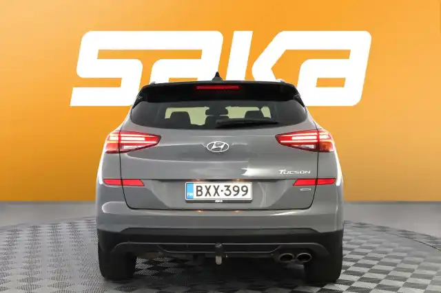 Harmaa Maastoauto, Hyundai Tucson – BXX-399