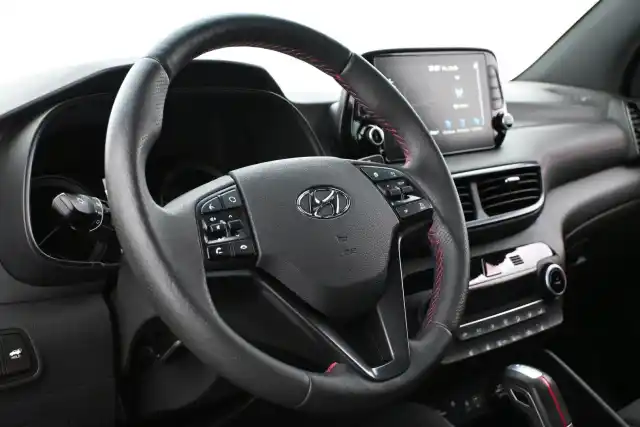 Harmaa Maastoauto, Hyundai Tucson – BXX-399