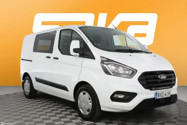 Valkoinen Pakettiauto, Ford Transit Custom – BXZ-419