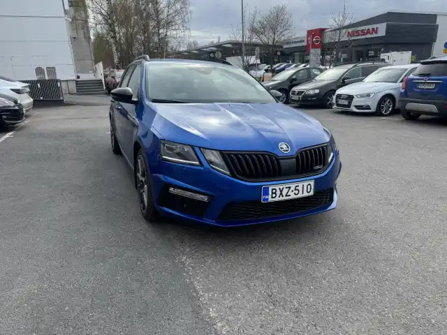 Sininen Farmari, Skoda Octavia – BXZ-510
