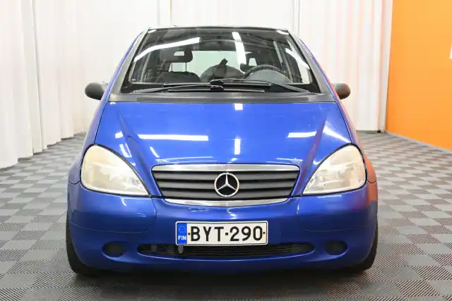 Sininen Farmari, Mercedes-Benz A – BYT-290