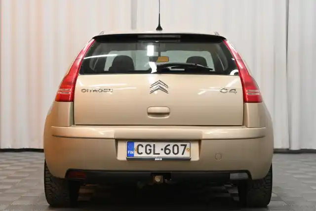 Ruskea Viistoperä, Citroen C4 – CGL-607