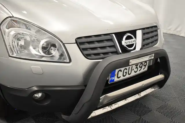 Hopea Maastoauto, Nissan Qashqai – CGU-399