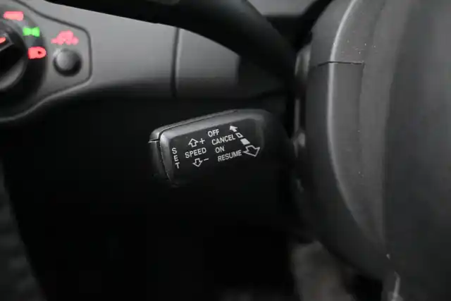 Hopea Farmari, Audi A4 – CGX-873