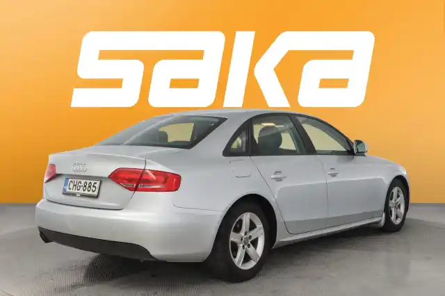 Hopea Sedan, Audi A4 – CHG-885