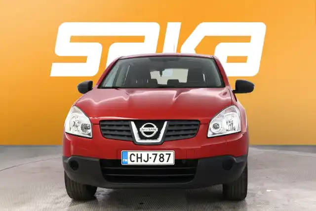 Punainen Maastoauto, Nissan Qashqai – CHJ-787