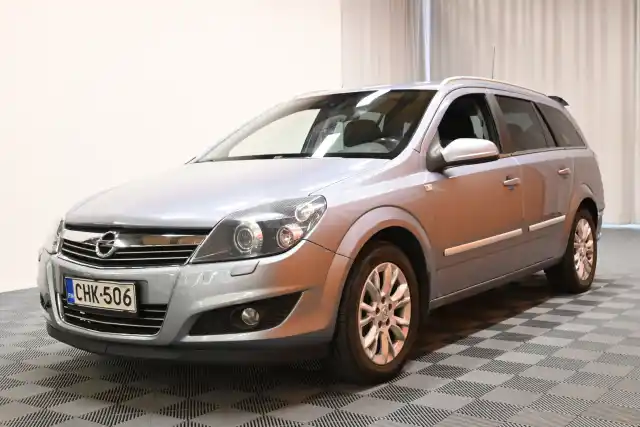 Hopea Farmari, Opel Astra – CHK-506