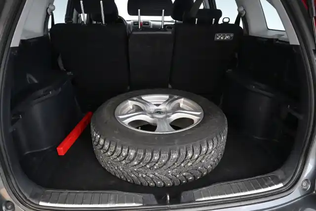 Harmaa Maastoauto, Honda CR-V – CHK-848
