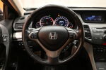 Harmaa Sedan, Honda Accord – CHL-996, kuva 10
