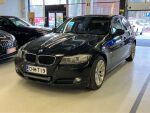 Musta Sedan, BMW 320 – CHM-719, kuva 1