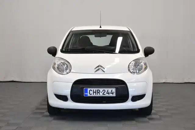 Valkoinen Viistoperä, Citroen C1 – CHR-244