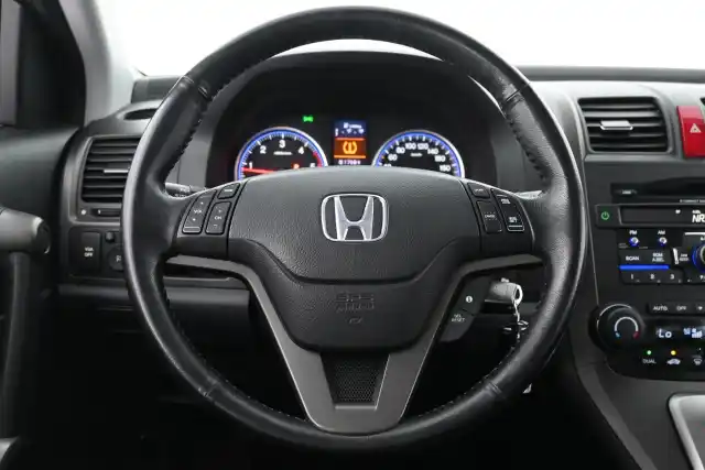 Ruskea Maastoauto, Honda CR-V – CHR-367