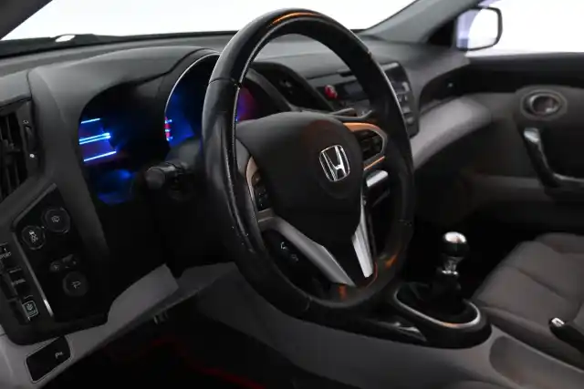 Punainen Coupe, Honda CR-Z – CHR-766