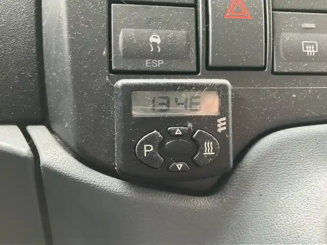 Punainen Tila-auto, Ford Tourneo – CHS-791