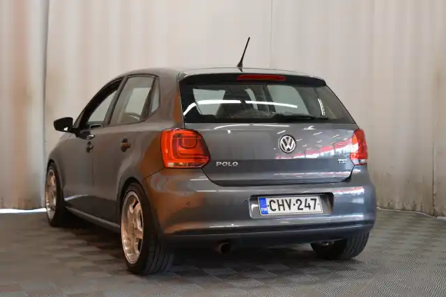 Harmaa Viistoperä, Volkswagen Polo – CHV-247