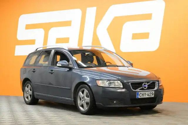 Sininen Tila-auto, Volvo V50 – CHY-429