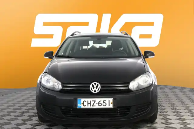 Musta Farmari, Volkswagen Golf – CHZ-651